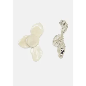 Floral Design Earrings for Women COMMA Fashion image-4
