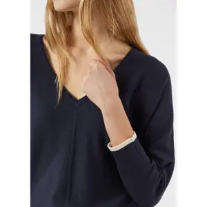 Fine Knit V-Neck Pullover for Women COMMA image-4