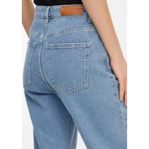 Women's Light-Wash High-Waisted Straight Jeans COMMA image-3