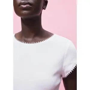 Ribbed T-shirt with Bubble Ribbed Edges Women COMMA image-6