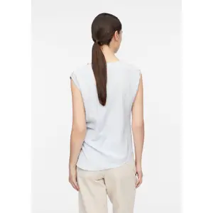 Seersucker Blouse with Rounded Hem Women’s Bateau Neck COMMA image-2