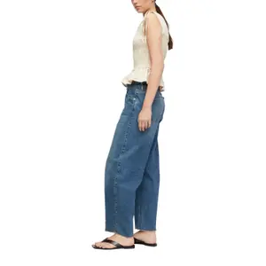 Fitted Sleeveless Smocked Poplin Shirt for Women COMMA image-6