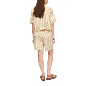 Women's Striped Seersucker Structured Bermuda Shorts COMMA image-5