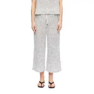 Women's Structured Jersey Culotte-Style Trousers with Cut-Out Patterns COMMA image-2