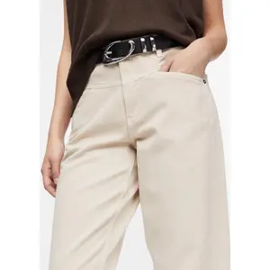 Womens Mid-Rise Loose & Relaxed Wash Jeans COMMA image-3