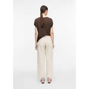 Womens Mid-Rise Loose & Relaxed Wash Jeans COMMA image-4