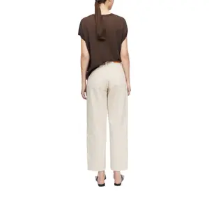 Womens Mid-Rise Loose & Relaxed Wash Jeans COMMA image-5