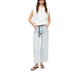 Sleeveless Cotton Blouse with Puff Hem for Women COMMA image-6
