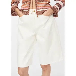 Women's Five-Pocket Denim Bermuda Shorts with Cotton Lining COMMA image-3