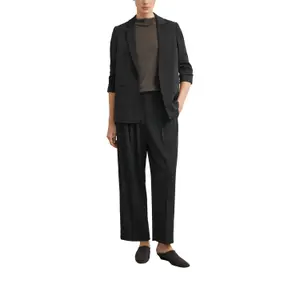 Light High Neck T-Shirt Women COMMA image-6