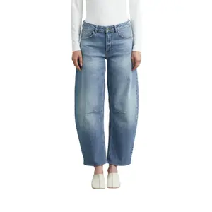 Women's Mid-Rise Frayed Hem Loose & Relaxed Jeans COMMA image-2