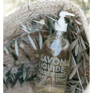 Sabão líquido de Marselha madeira de oliveira Compagnie de Provence 495 ml image-1