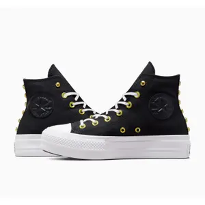 Baskets à plateforme montantes femme Converse Chuck Taylor All Star Studded image-6