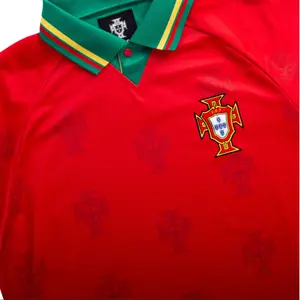Portugal Home Jersey 1995/96 Retro image-2