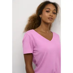 T-shirt feminina com decote em V profundo Cream Naia image-5