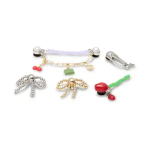 Jibbitz Crocs Meta Icon (x5) image-0