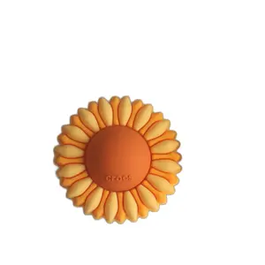 Jibbitz Crocs Puffy Orange Flower image-0