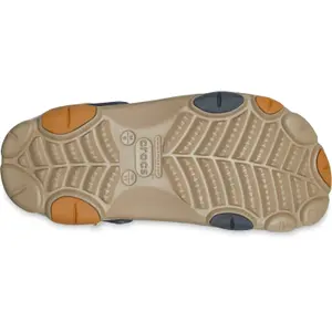 Zuecos Crocs Classic All-Terrain image-5