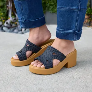Sandalias de tacón mujer Crocs Brooklyn Woven image-3