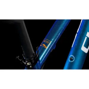Bicicleta urbana para niños CUBE Bikes Acid 240 Disc image-2