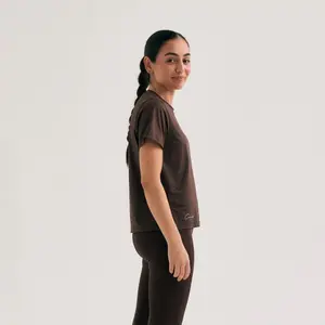 Vrouwelijke T-shirt met split Cuera Oncourt image-3
