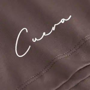 Vrouwelijke T-shirt met split Cuera Oncourt image-5