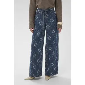 Women's jeans CULTURE Jilly image-1