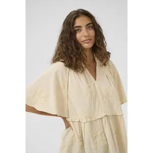 Short-sleeved women's blouse CULTURE Jalia image-5