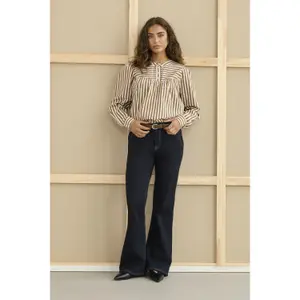 Woman's shirt CULTURE Halary image-4