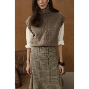 Women's sleeveless sweater CULTURE Monia image-4