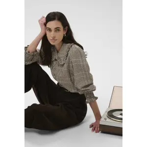 Woman's shirt CULTURE Birsen image-5