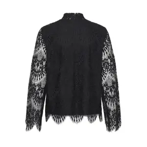 Women's blouse CULTURE Teuta Okram image-1