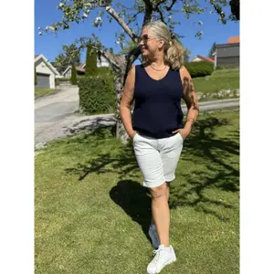 Calções para mulheres CULTURE Alba Malou Fit image-2