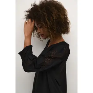 Women's blouse CULTURE Asmine image-5