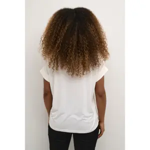 T-shirt de gola V para mulher CULTURE Drica Kajsa image-4