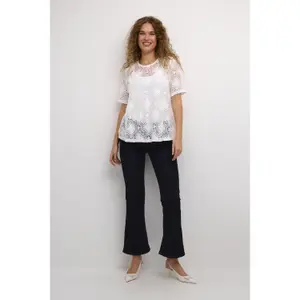 Blusa feminina CULTURE Henriette Olu image-1