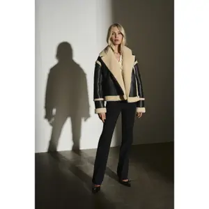 Women's flared trousers CULTURE Benghta image-2