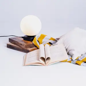 Lampada da tavolo CUSTOM FORM Manen image-2