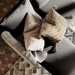 Solid wood sofa CUSTOM FORM Posh L image-2