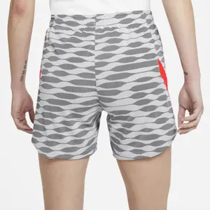 Calções para mulheres Nike Dri-FIT Strike image-2