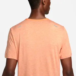 T-shirt Nike Dri-FIT Rise 365 image-5