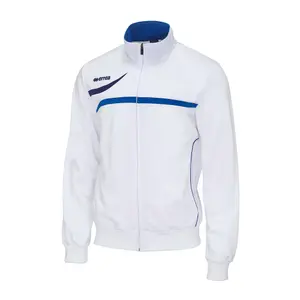 Bunda Errea canyon ad image-0