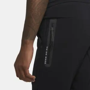 Jogginghose Liverpool FC Tech Pack 2020/21 image-3