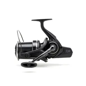 Bobina con freno anteriore Daiwa EM 23 SCW QD