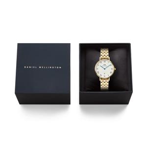 Women's watch Daniel Wellington Petite 28 Roman Numerals Date 5-Link YG image-4