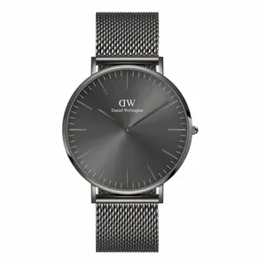 Watch Daniel Wellington Classic image-0