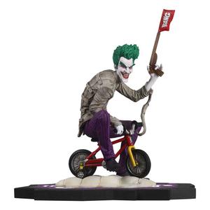 Statuette en résine DC Direct DC Direct The Joker: Purple Craze - The Joker by Kaare Andrews