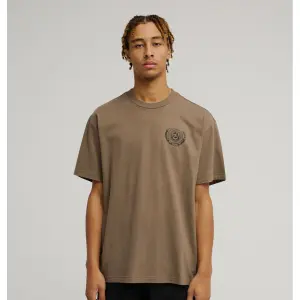 T-shirt DC Shoes Honor Badge image-2