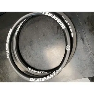 Jante de carbono Deadfast UD image-0