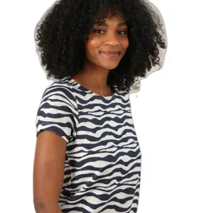 T-shirt femme Deeluxe grille image-3